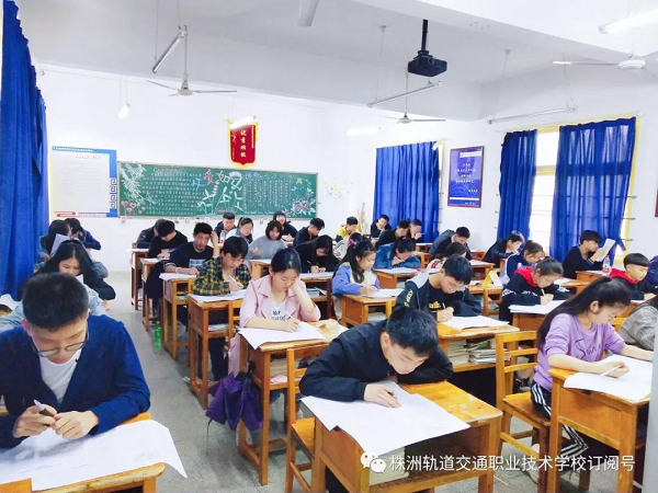 有一種成長足跡，叫期中考試