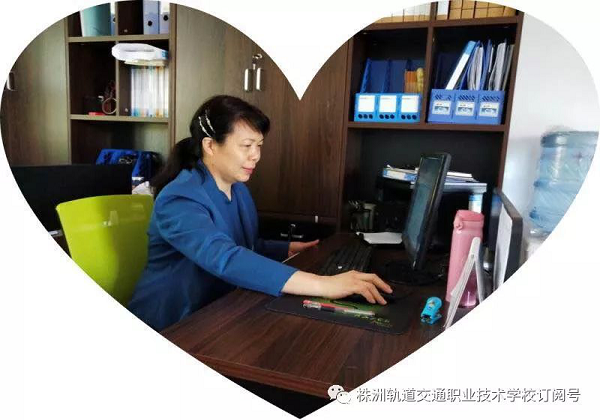 三尺講臺，感恩有你系列報道-“為師表，如慈母，愛幼雛” 記教務科科長唐小軍老師